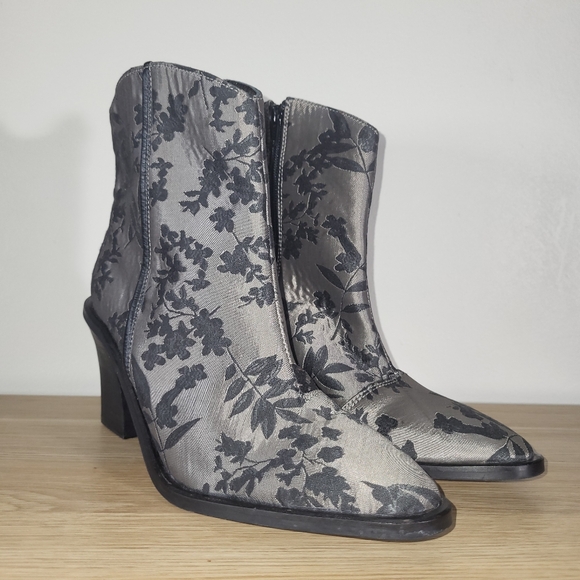 FREE PEOPLE | Barclay Brocade Floral Silver Black Heeled Ankle Boots Women’s 10 - Picture 2 of 12